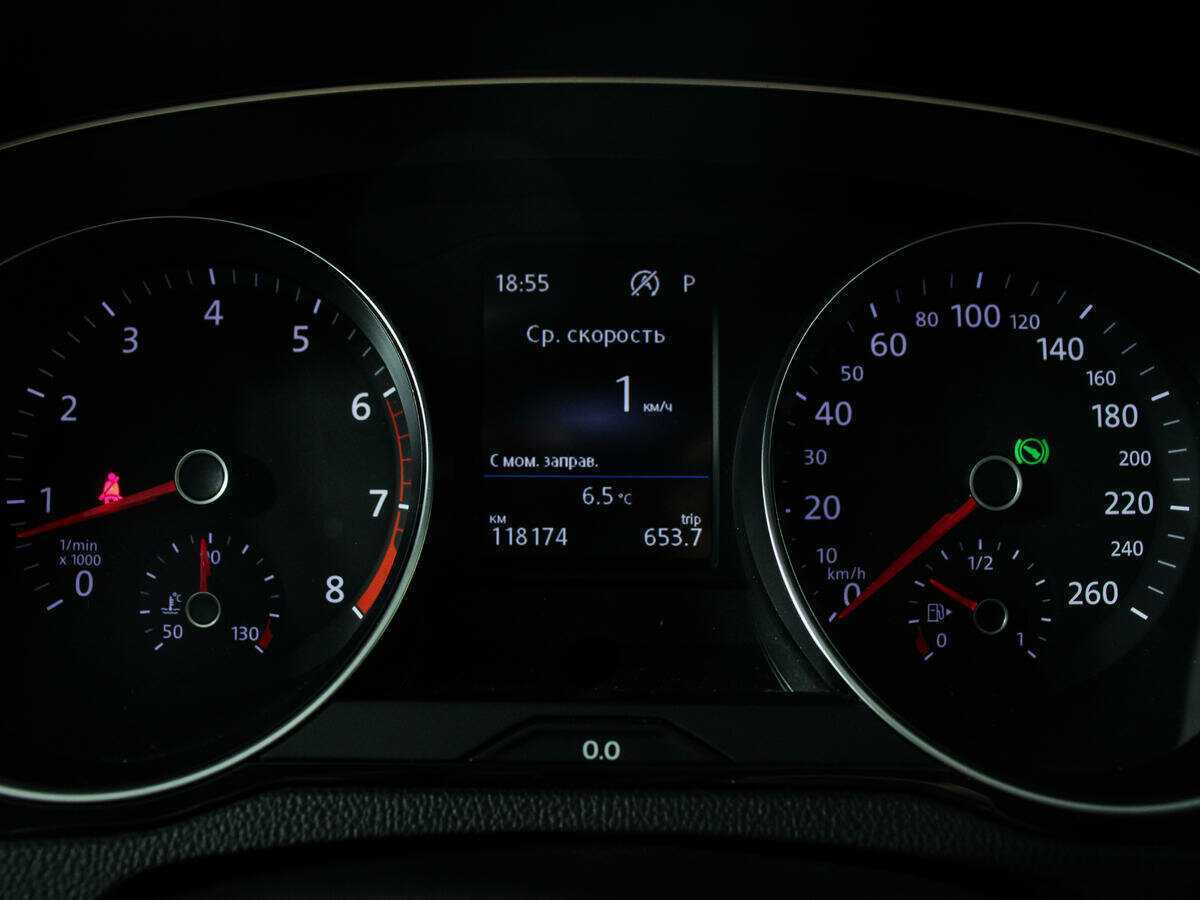 Купить Volkswagen Passat, 2018, 118 171 км.. Фото: #10