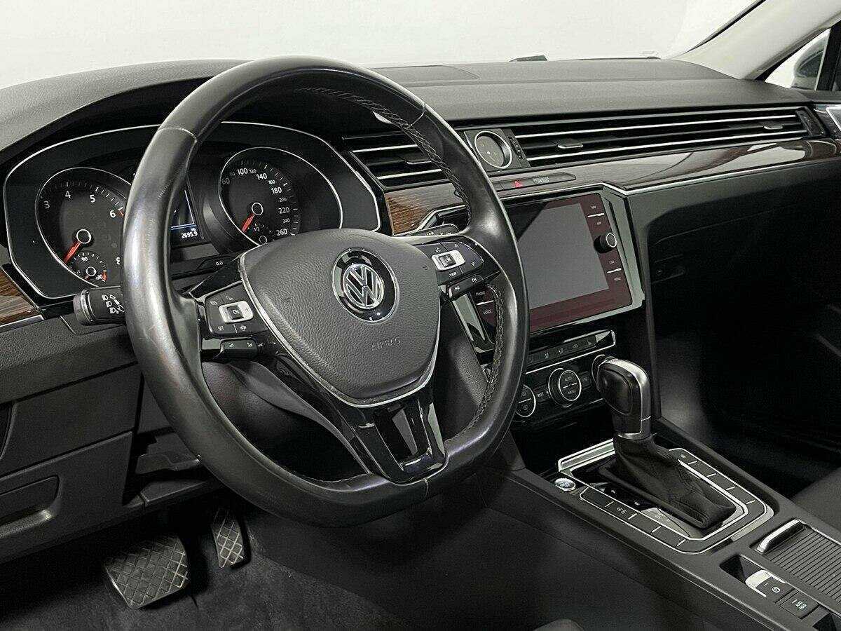 Купить Volkswagen Passat, 2018, 73 865 км.. Фото: #11