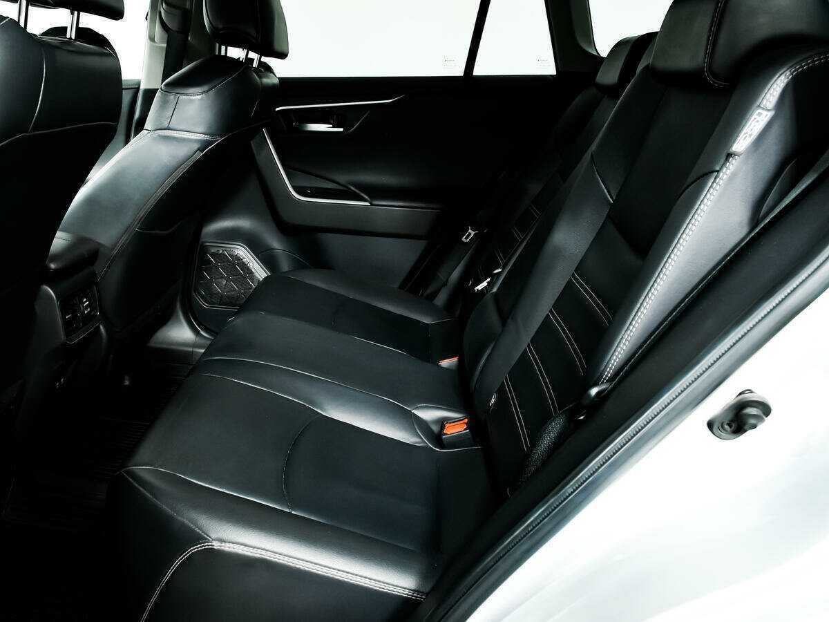 Купить Toyota RAV4, 2020, 87 000 км.. Фото: #11