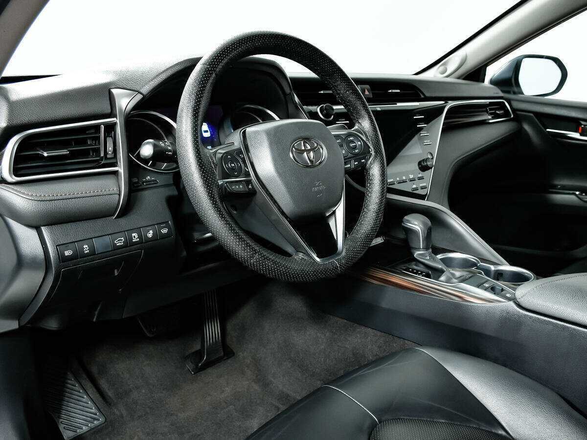 Купить Toyota Camry, 2019, 156 424 км.. Фото: #10