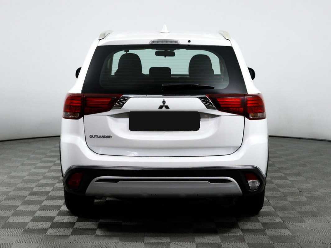Купить Mitsubishi Outlander, 2021, 63 800 км.. Фото: #4