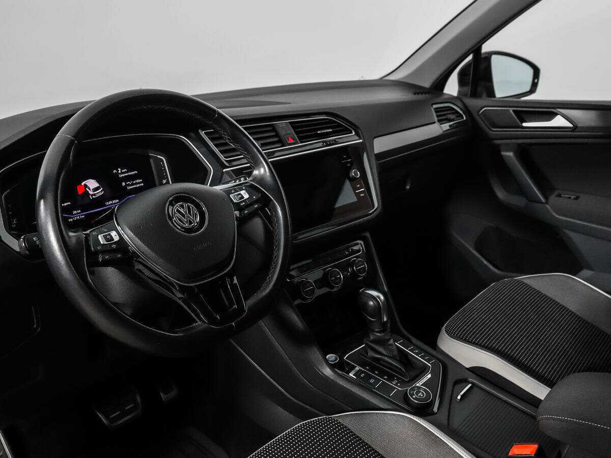 Купить Volkswagen Tiguan, 2019, 118 592 км.. Фото: #8