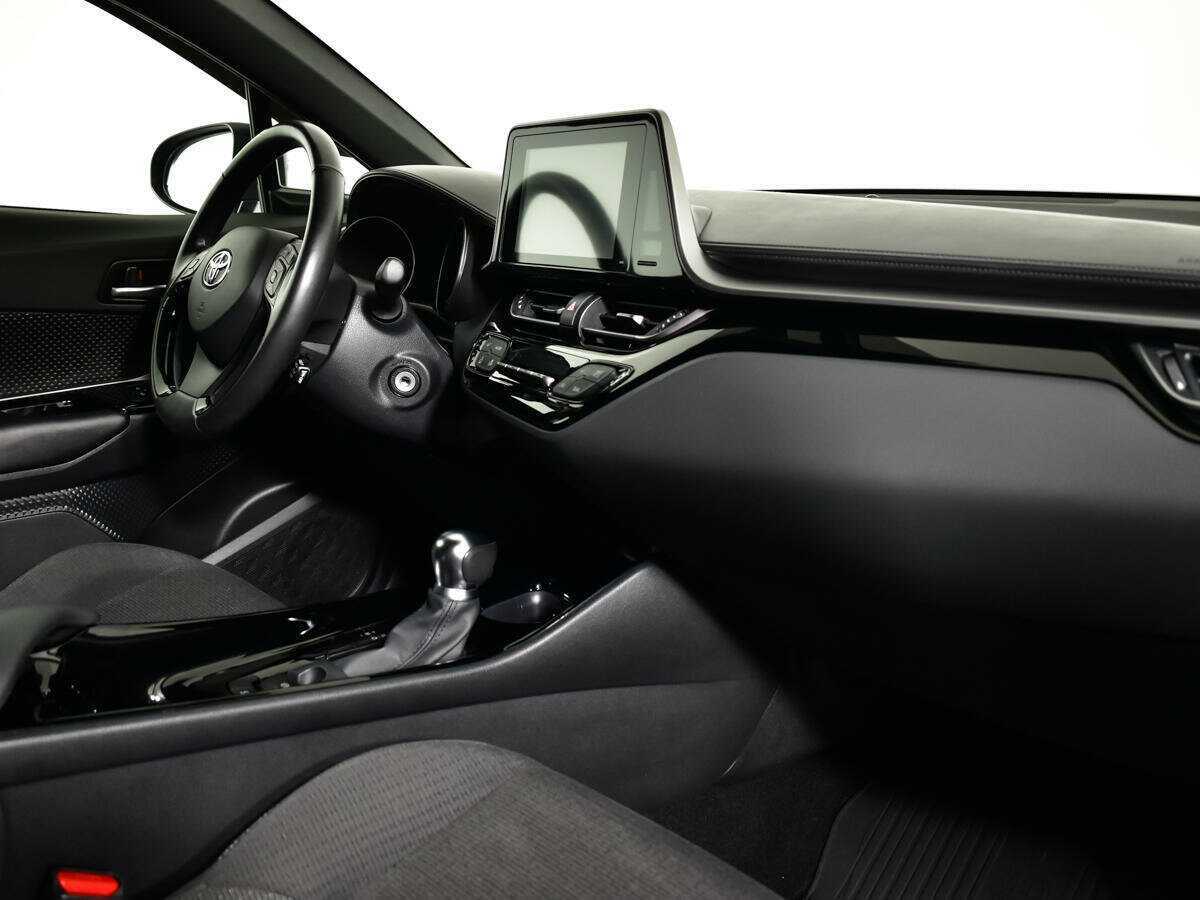 Купить Toyota C-HR, 2019, 30 953 км.. Фото: #8