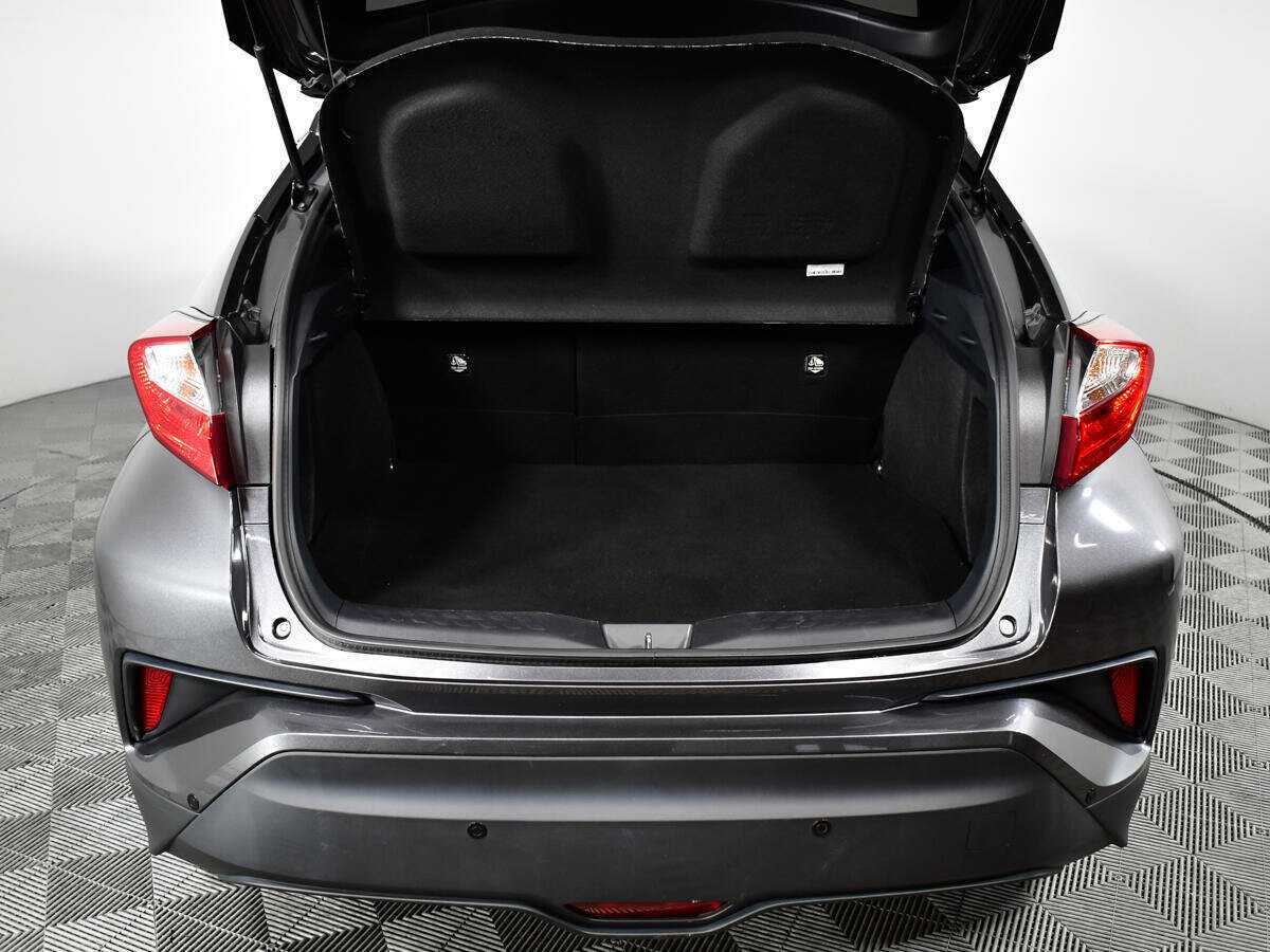 Купить Toyota C-HR, 2019, 30 953 км.. Фото: #14