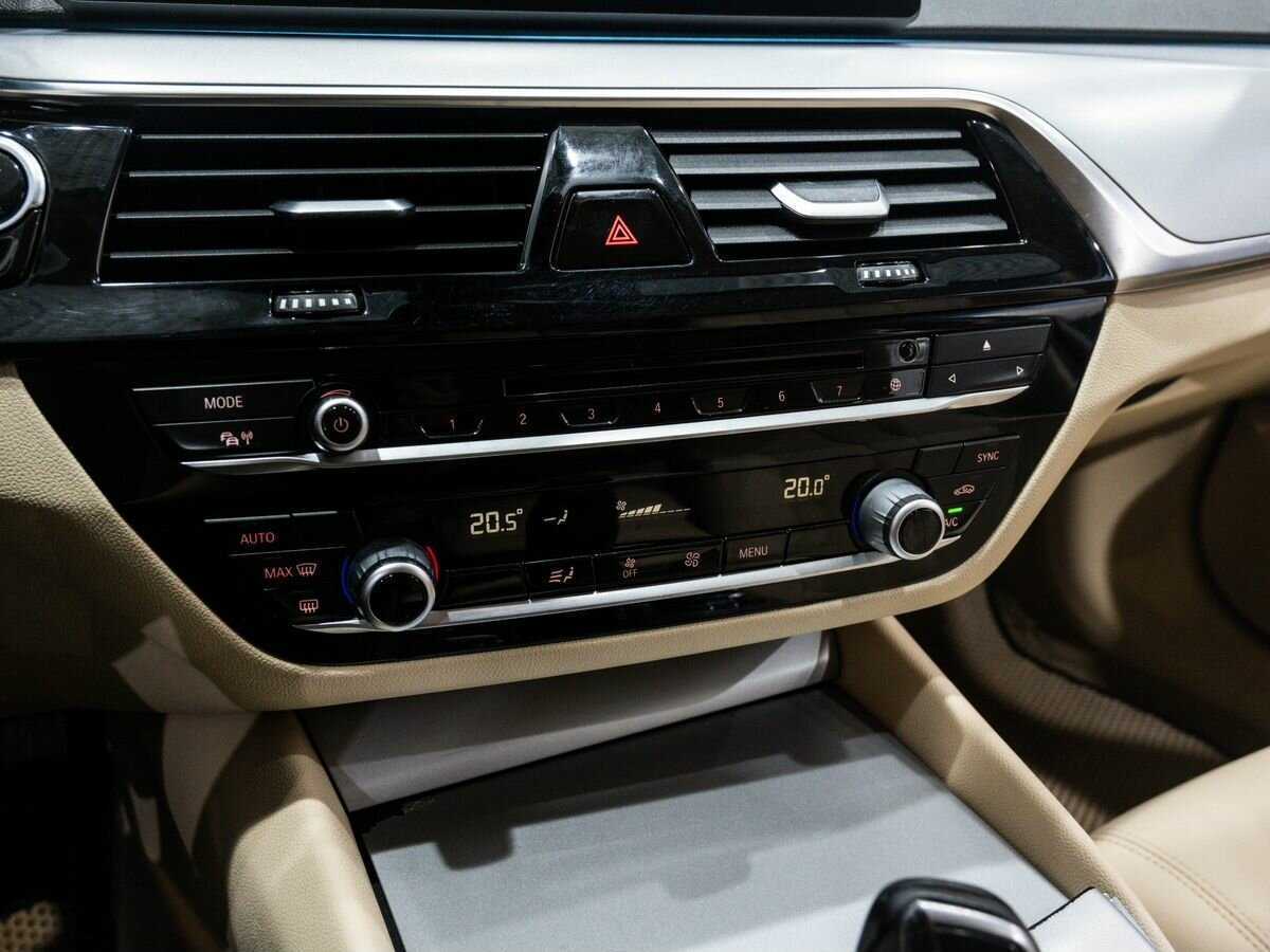 Купить BMW 5 серии, 2017, 160 000 км.. Фото: #16