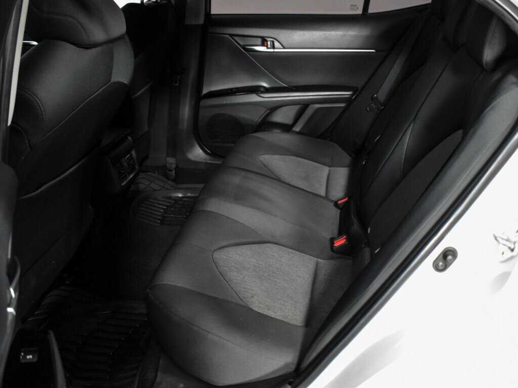 Купить Toyota Camry, 2018, 165 958 км.. Фото: #9