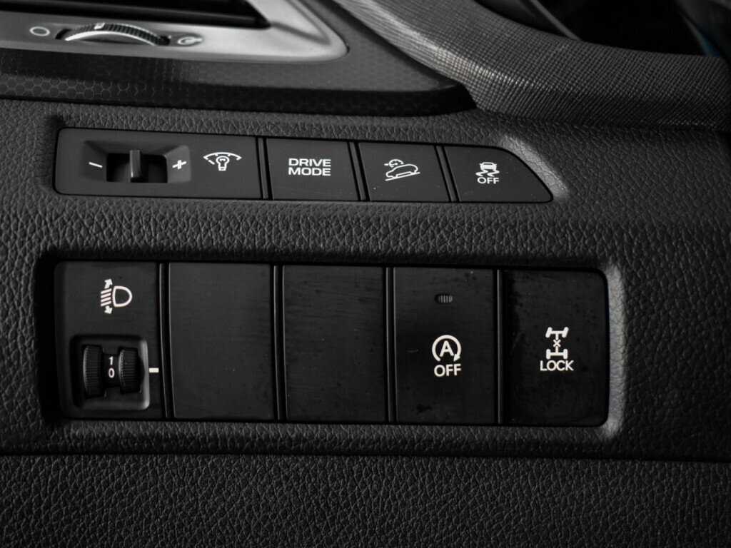 Купить Hyundai Santa Fe, 2016, 158 156 км.. Фото: #9