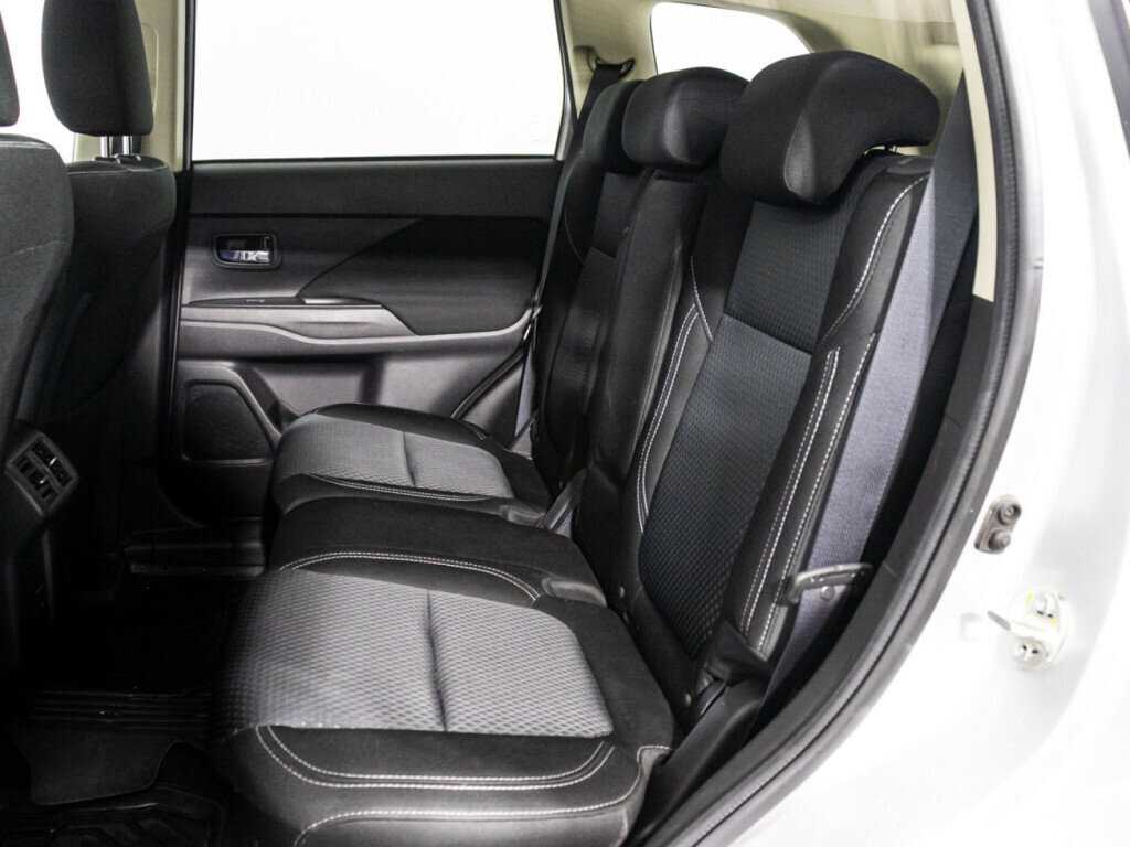 Купить Mitsubishi Outlander, 2021, 28 857 км.. Фото: #9