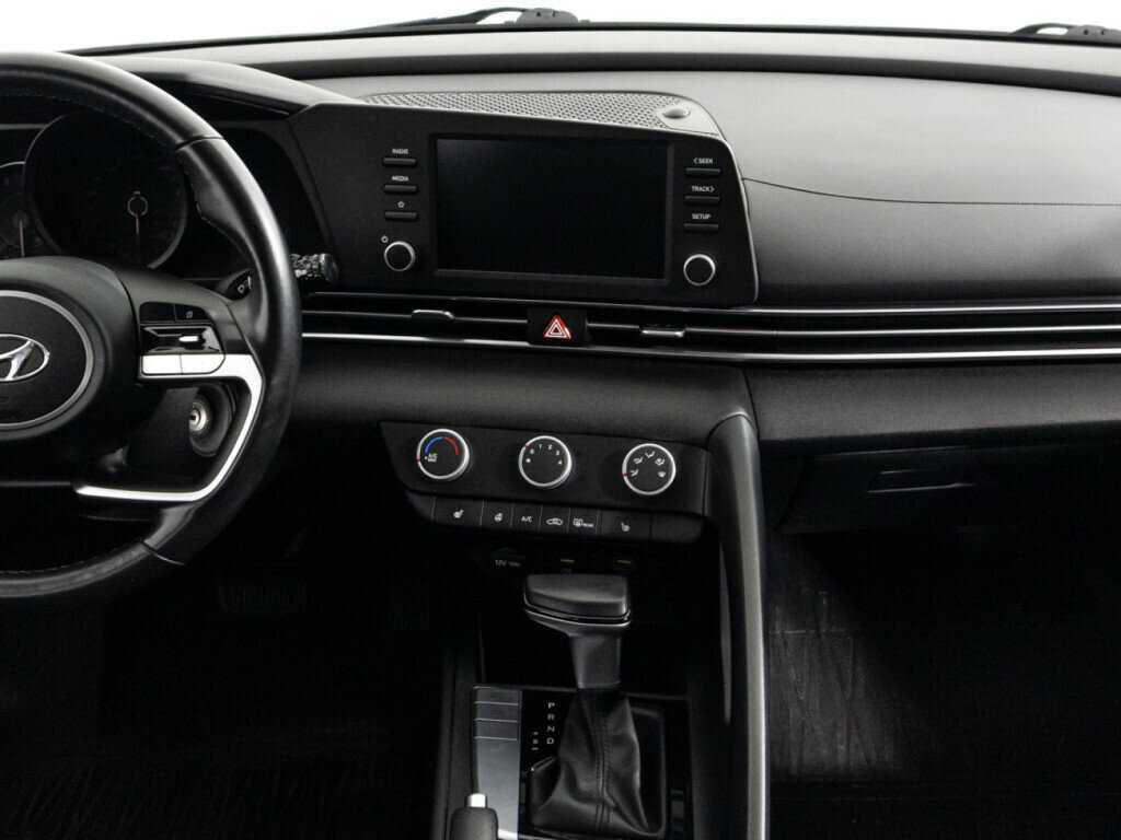 Купить Hyundai Elantra, 2021, 44 775 км.. Фото: #13