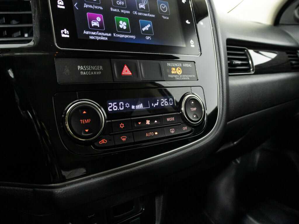 Купить Mitsubishi Outlander, 2018, 93 742 км.. Фото: #16