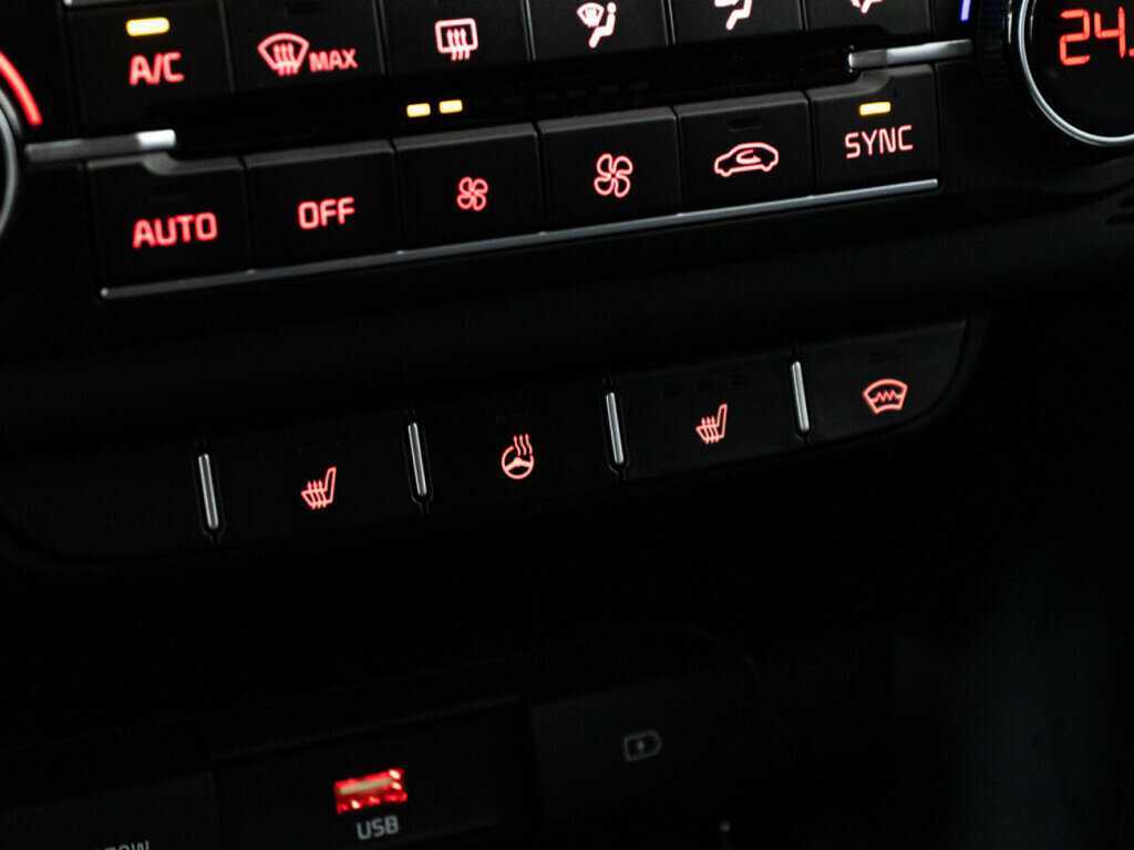 Купить Kia Ceed, 2021, 88 952 км.. Фото: #16