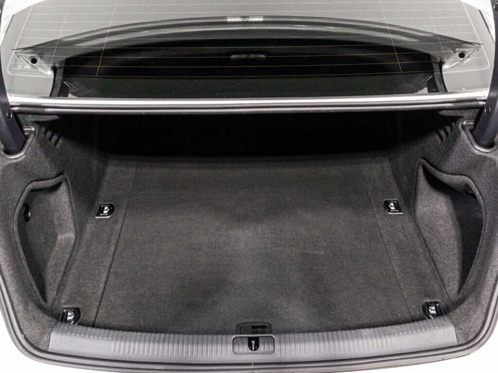 Купить Audi A4, 2017, 65 015 км.. Фото: #14