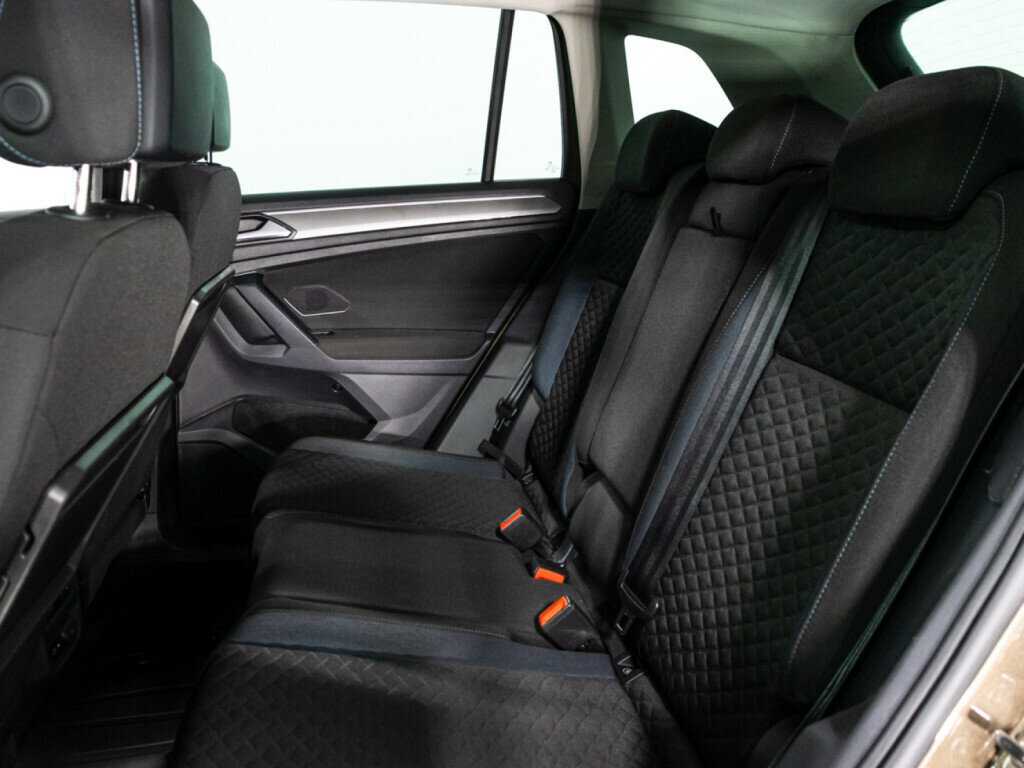 Купить Volkswagen Tiguan, 2019, 110 319 км.. Фото: #9