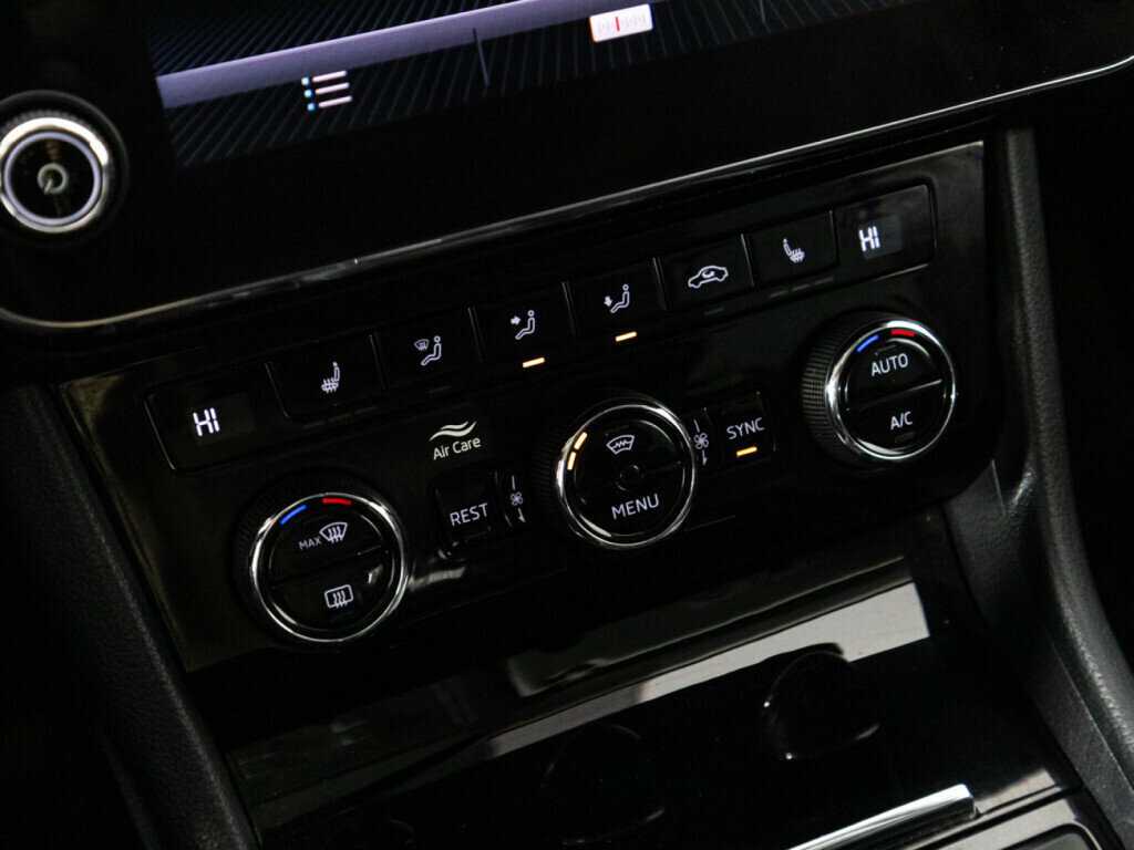 Купить Skoda Superb, 2018, 207 482 км.. Фото: #16