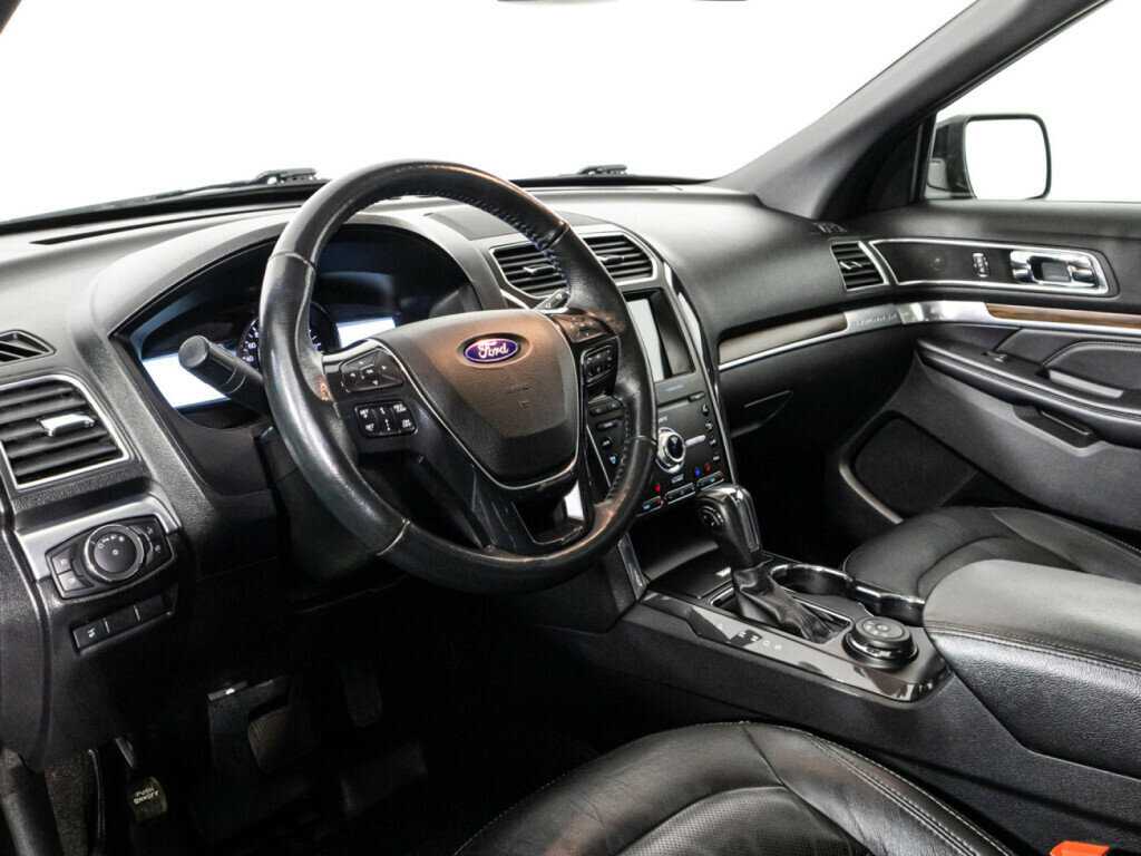 Купить Ford Explorer, 2018, 149 862 км.. Фото: #10