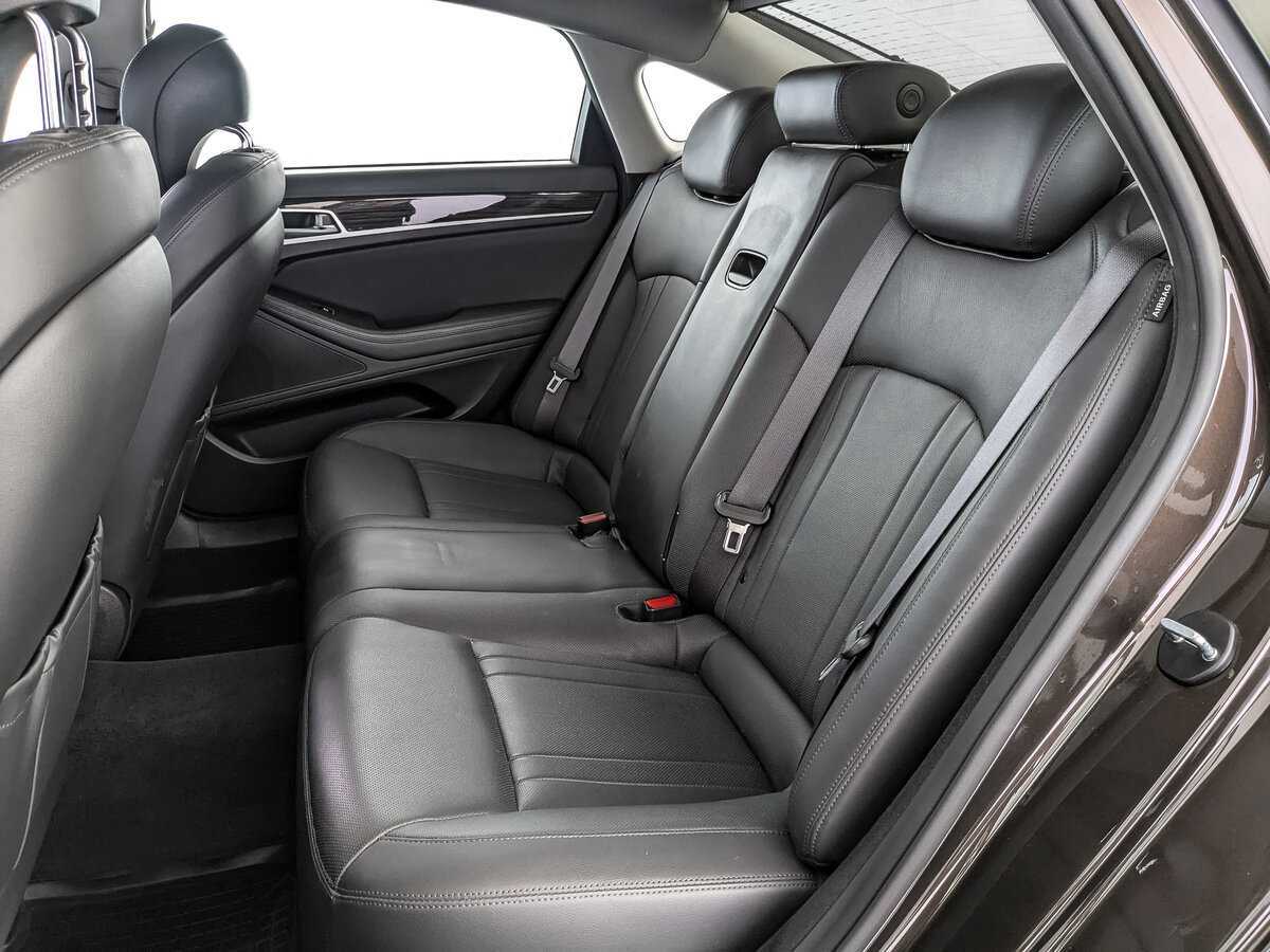 Купить Hyundai Genesis, 2015, 88 628 км.. Фото: #11