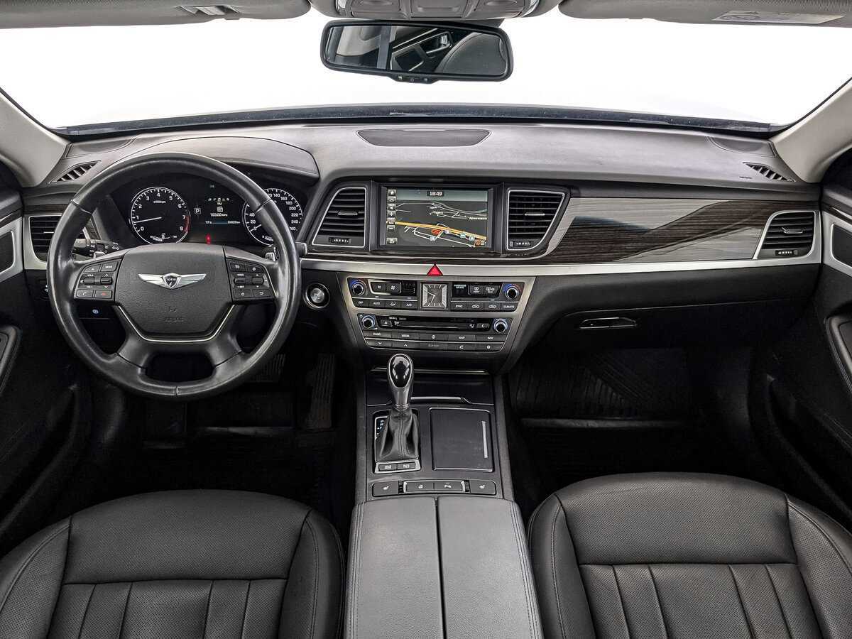 Купить Hyundai Genesis, 2015, 88 628 км.. Фото: #13