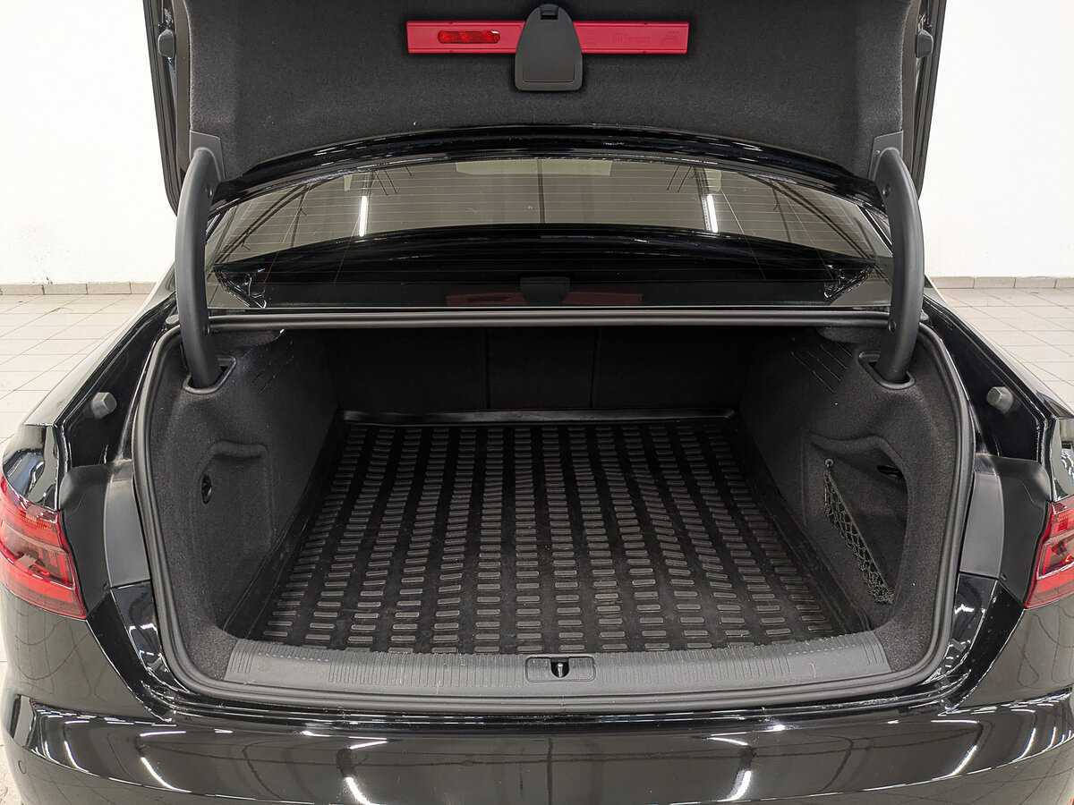 Купить Audi A4, 2018, 97 798 км.. Фото: #9