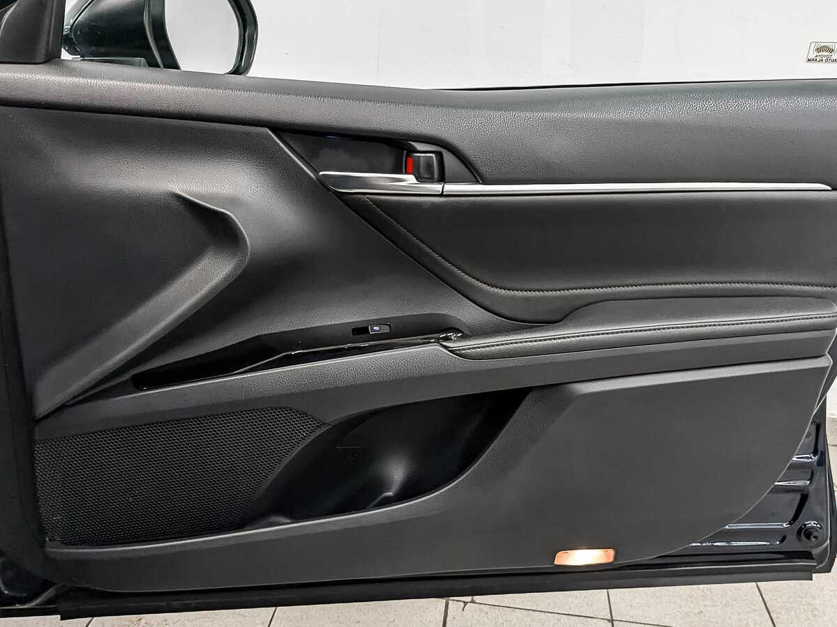 Купить Toyota Camry, 2018, 198 467 км.. Фото: #24