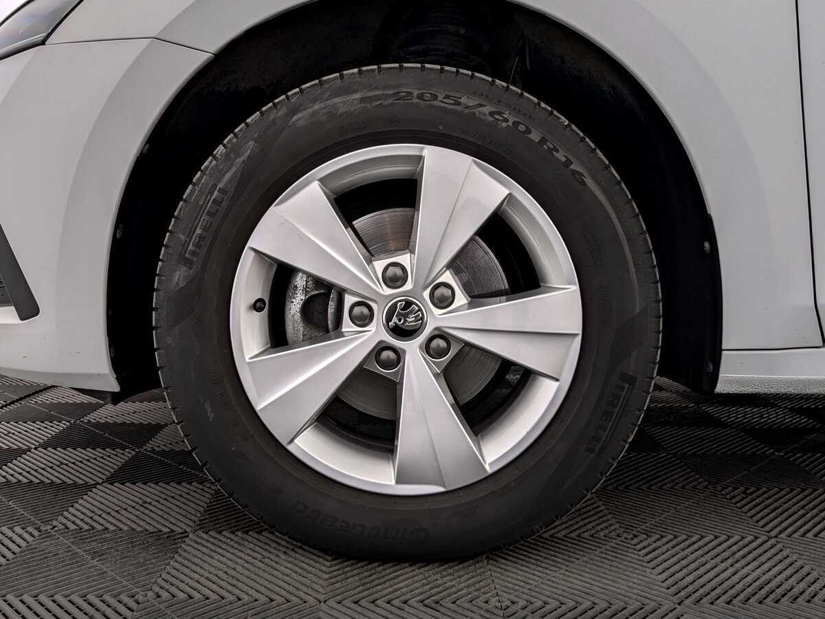 Купить Skoda Octavia, 2021, 47 804 км.. Фото: #17