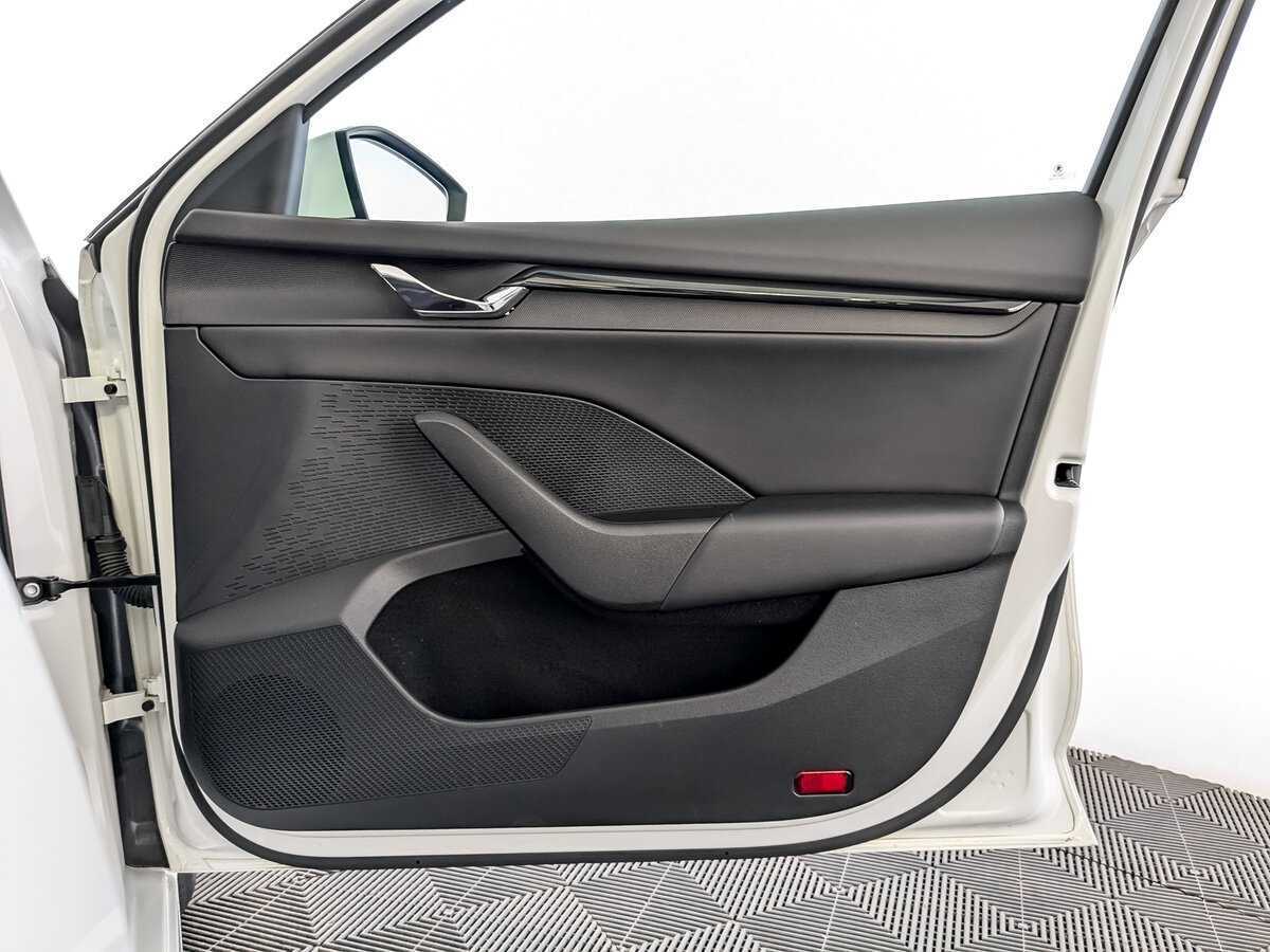 Купить Skoda Octavia, 2021, 47 804 км.. Фото: #23