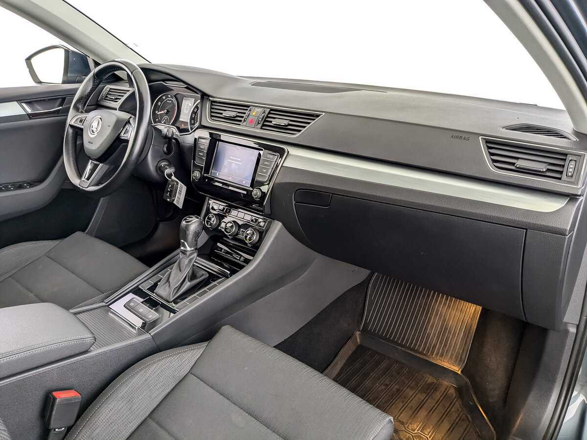 Купить Skoda Superb, 2019, 110 767 км.. Фото: #10