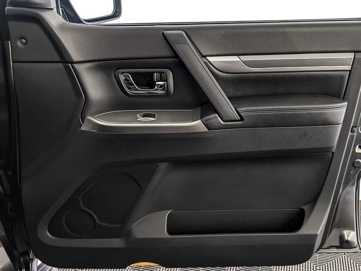 Купить Mitsubishi Pajero, 2018, 83 056 км.. Фото: #23