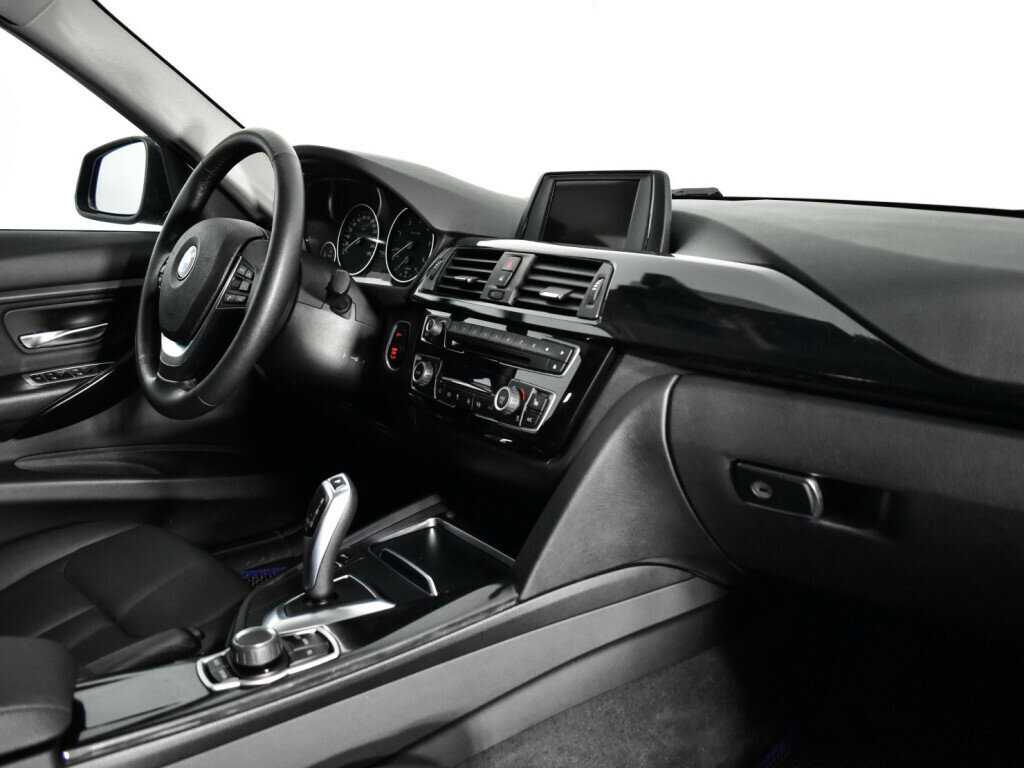 Купить BMW 3 серии, 2017, 70 652 км.. Фото: #8