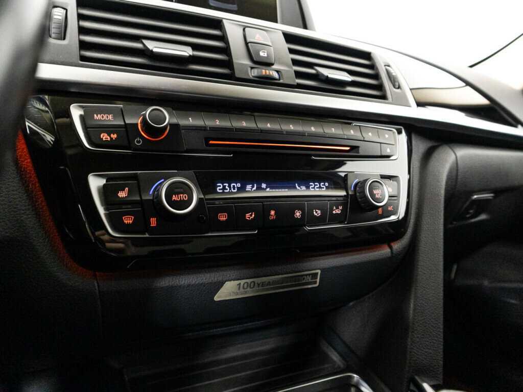 Купить BMW 3 серии, 2016, 176 790 км.. Фото: #14