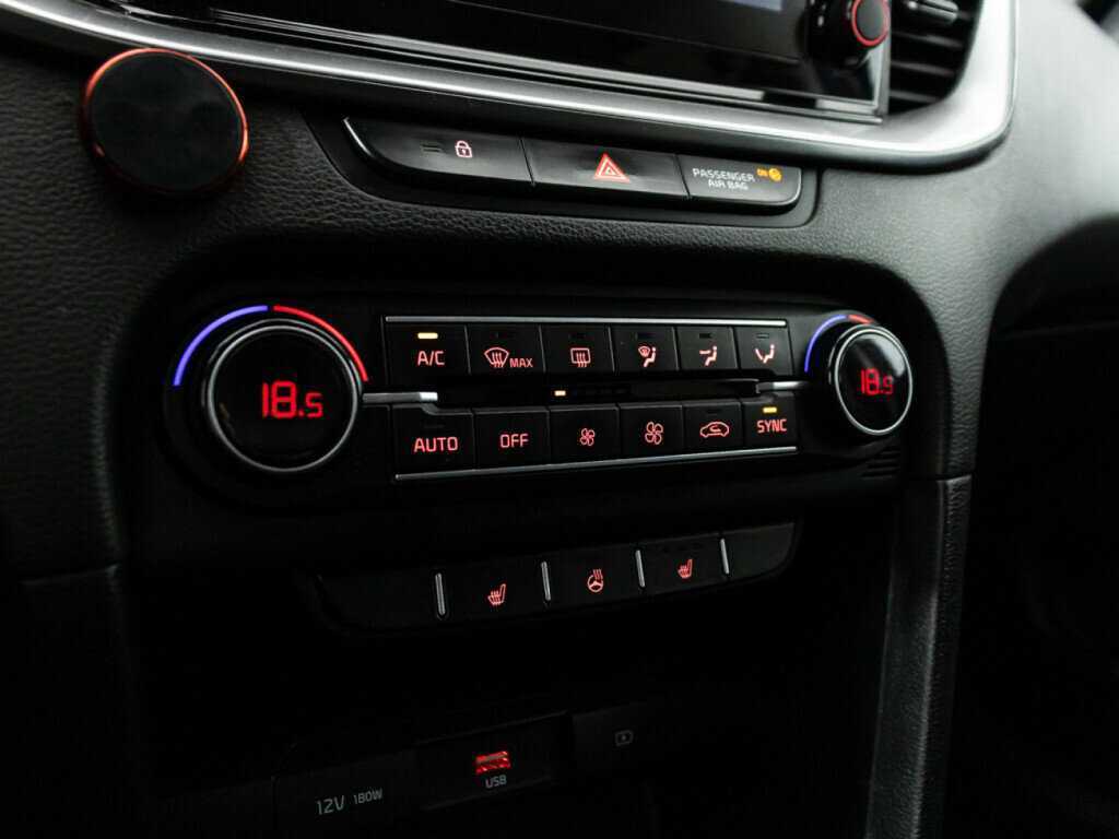 Купить Kia Ceed, 2021, 73 085 км.. Фото: #19