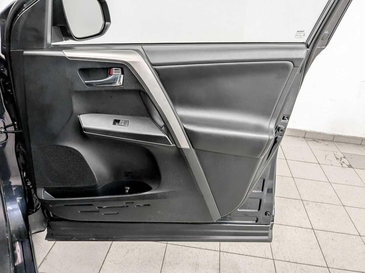 Купить Toyota RAV4, 2017, 113 759 км.. Фото: #22