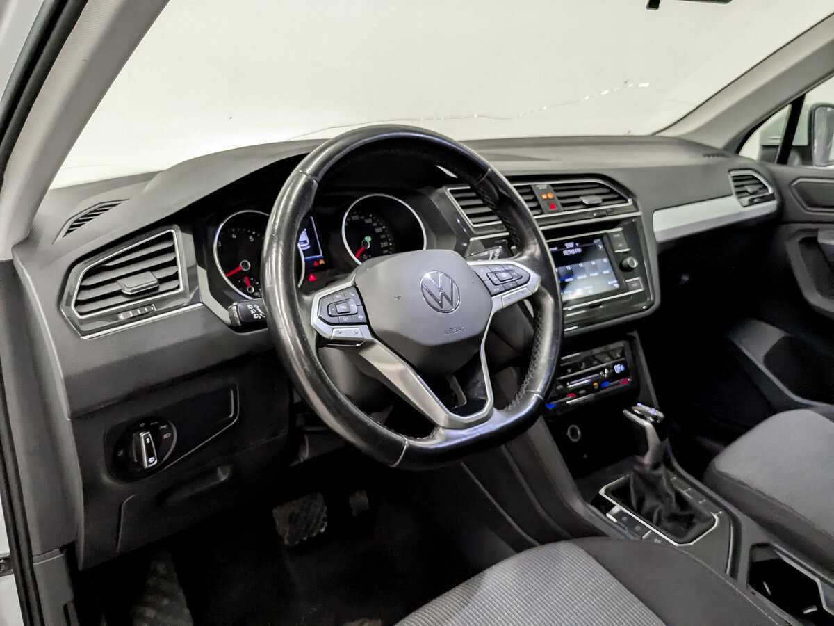 Купить Volkswagen Tiguan, 2021, 180 405 км.. Фото: #15
