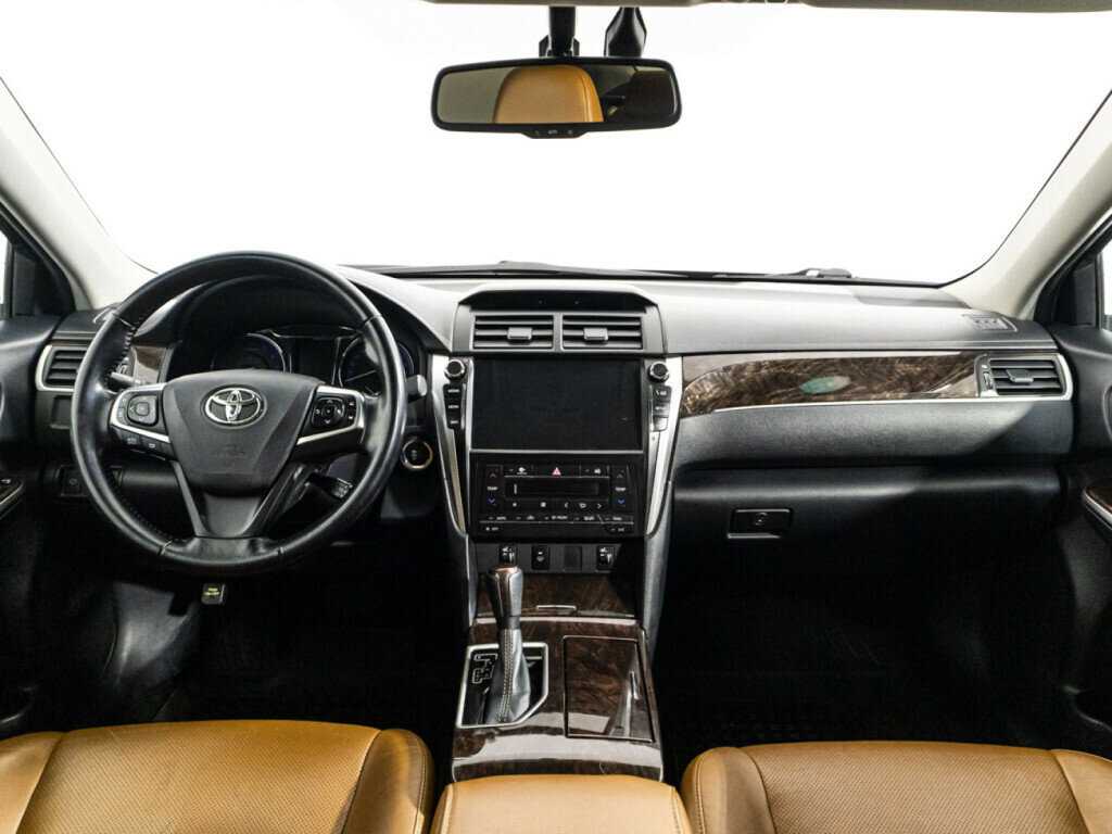 Купить Toyota Camry, 2017, 145 525 км.. Фото: #12