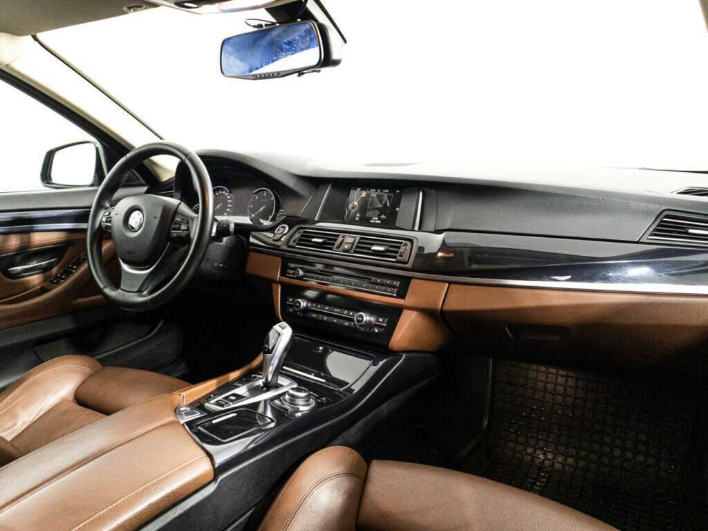 Купить BMW 5 серии, 2015, 167 388 км.. Фото: #8