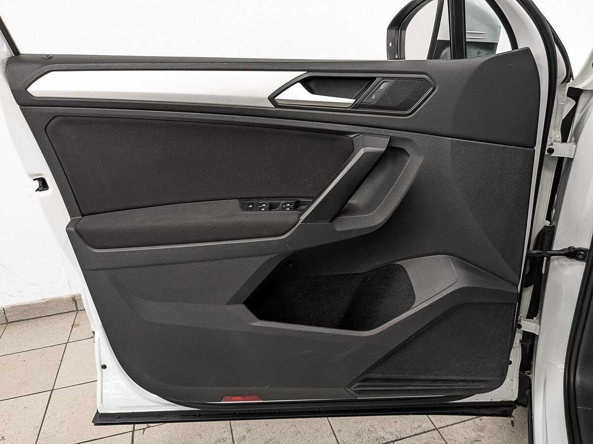 Купить Volkswagen Tiguan, 2021, 154 398 км.. Фото: #15