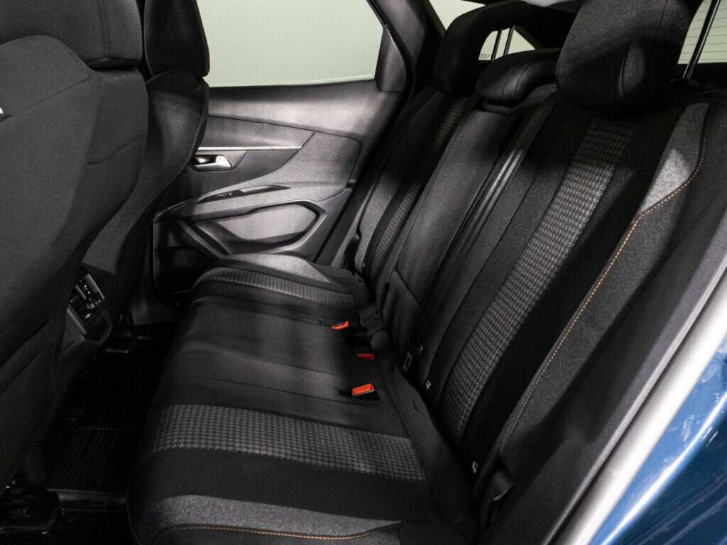 Купить Peugeot 3008, 2021, 30 489 км.. Фото: #9