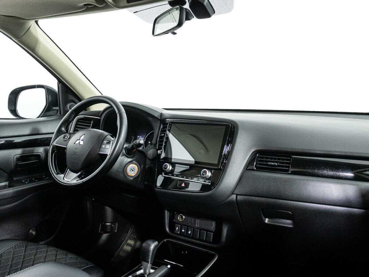 Купить Mitsubishi Outlander, 2021, 94 276 км.. Фото: #6
