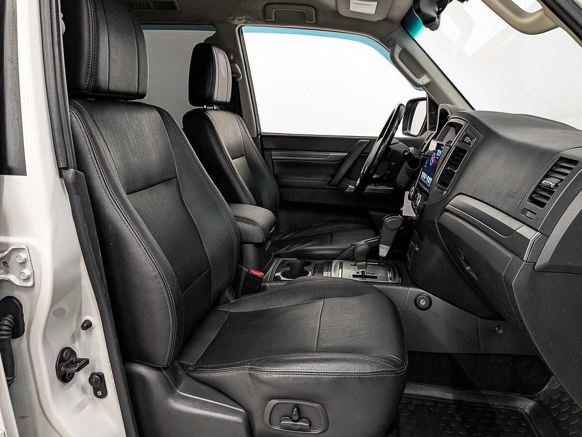 Купить Mitsubishi Pajero, 2015, 235 560 км.. Фото: #22