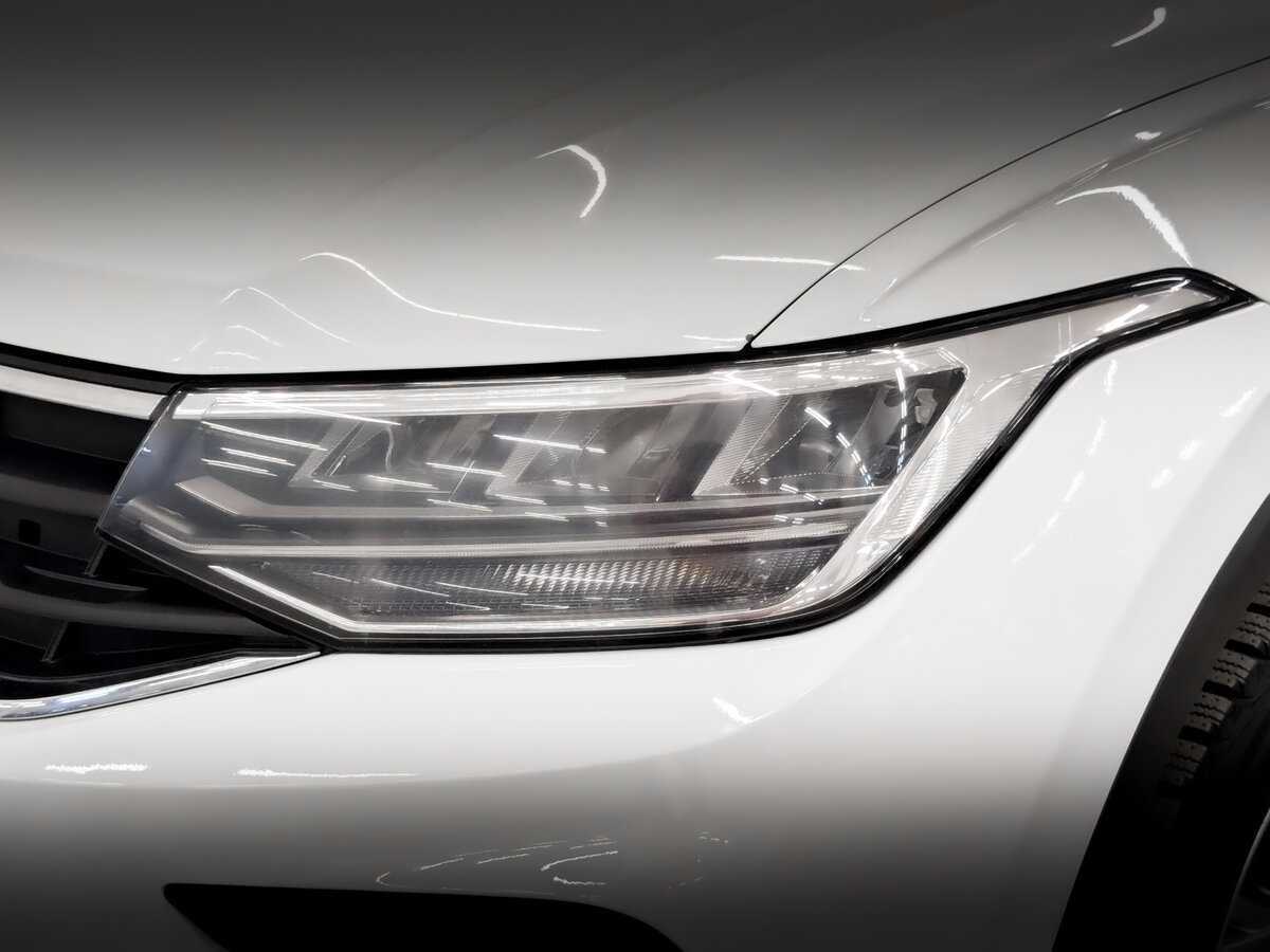 Купить Volkswagen Tiguan, 2021, 131 780 км.. Фото: #15