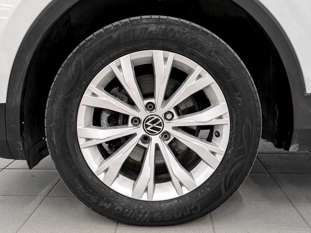 Купить Volkswagen Tiguan, 2021, 125 676 км.. Фото: #17
