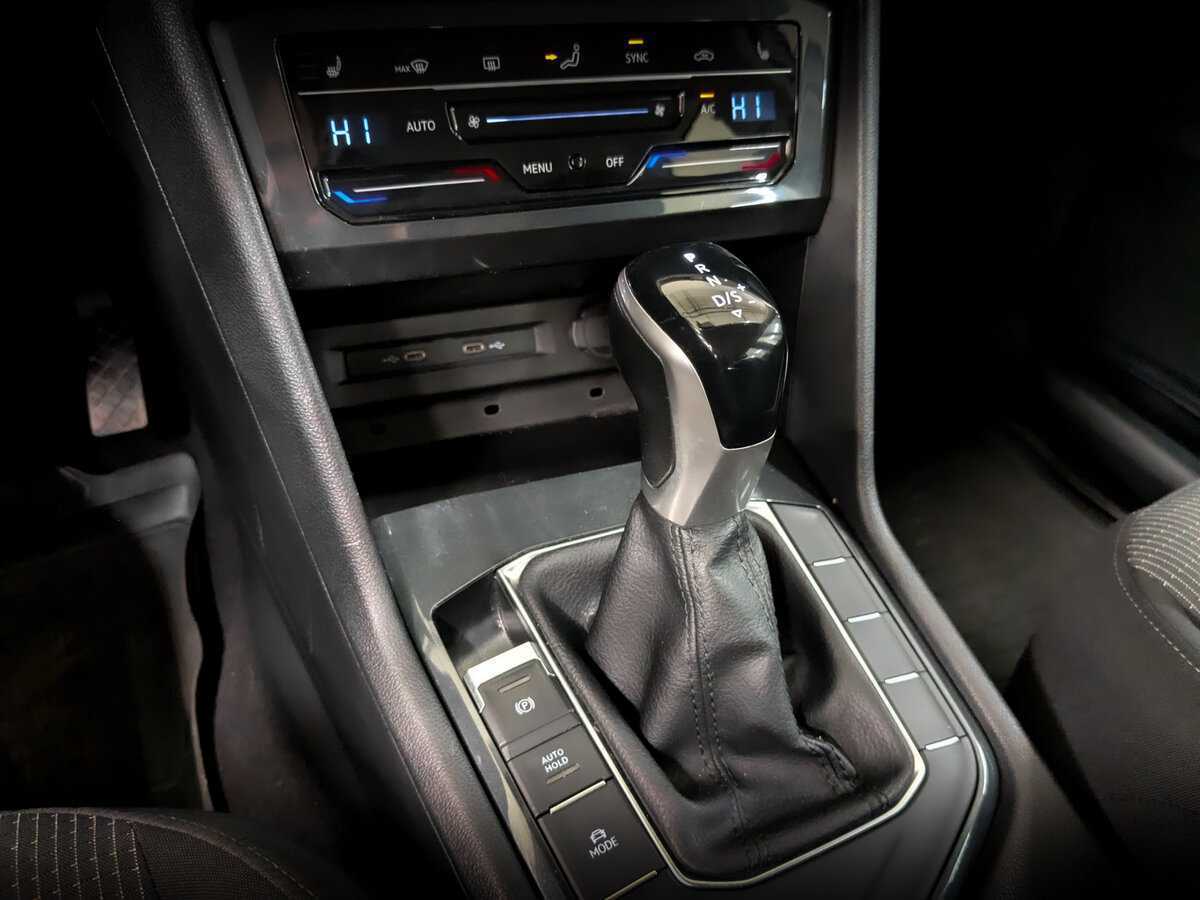 Купить Volkswagen Tiguan, 2021, 125 676 км.. Фото: #24