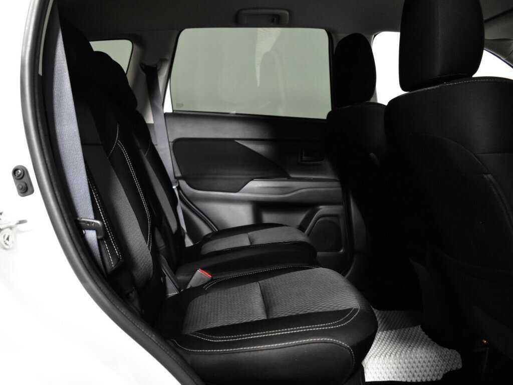 Купить Mitsubishi Outlander, 2020, 70 826 км.. Фото: #9