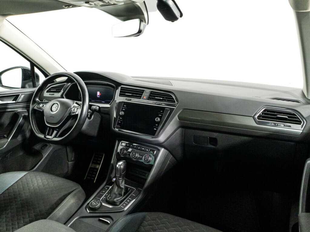 Купить Volkswagen Tiguan, 2019, 116 996 км.. Фото: #8