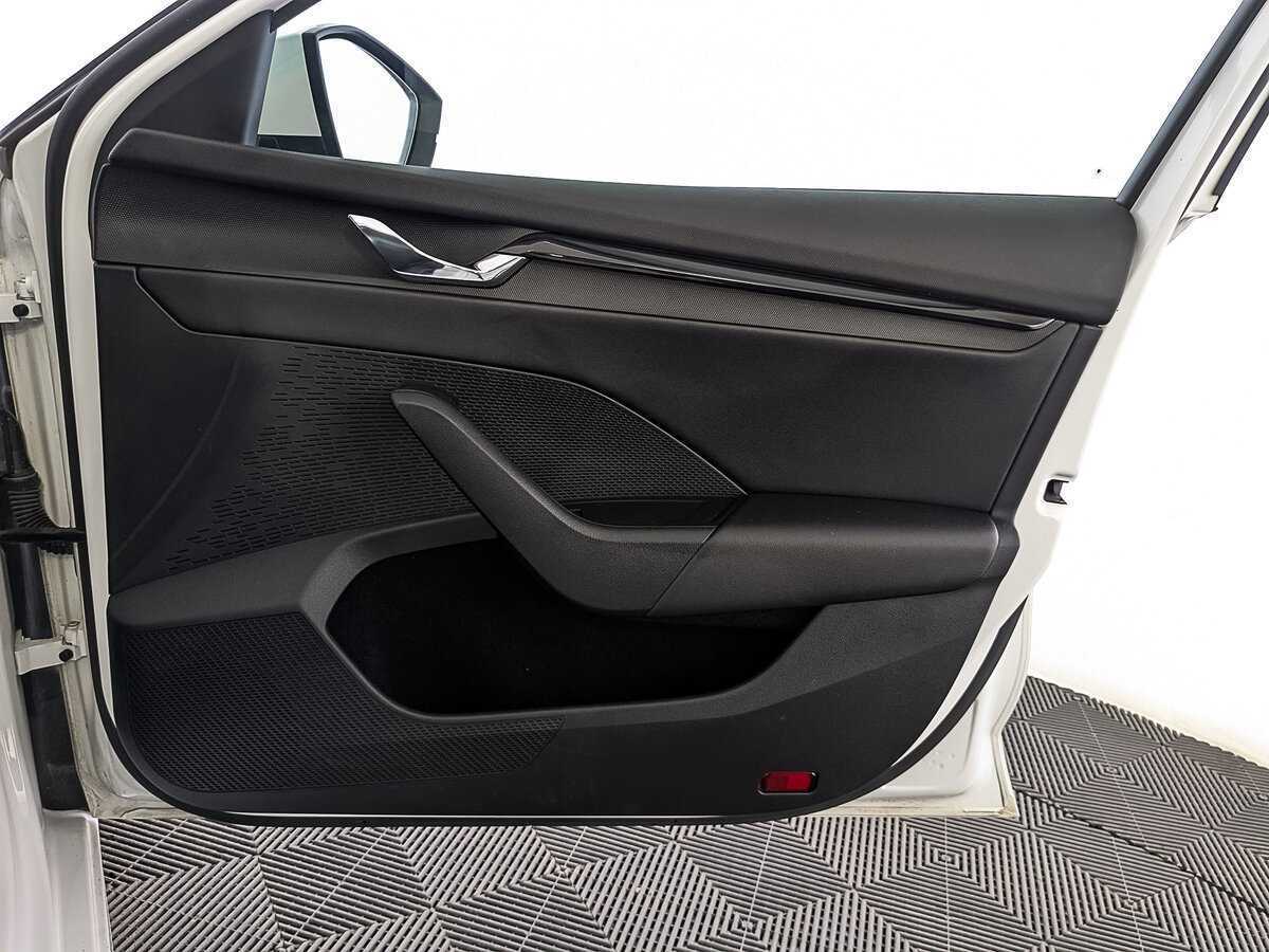 Купить Skoda Octavia, 2021, 83 806 км.. Фото: #23