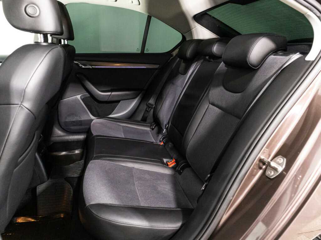 Купить Skoda Octavia, 2019, 115 726 км.. Фото: #9