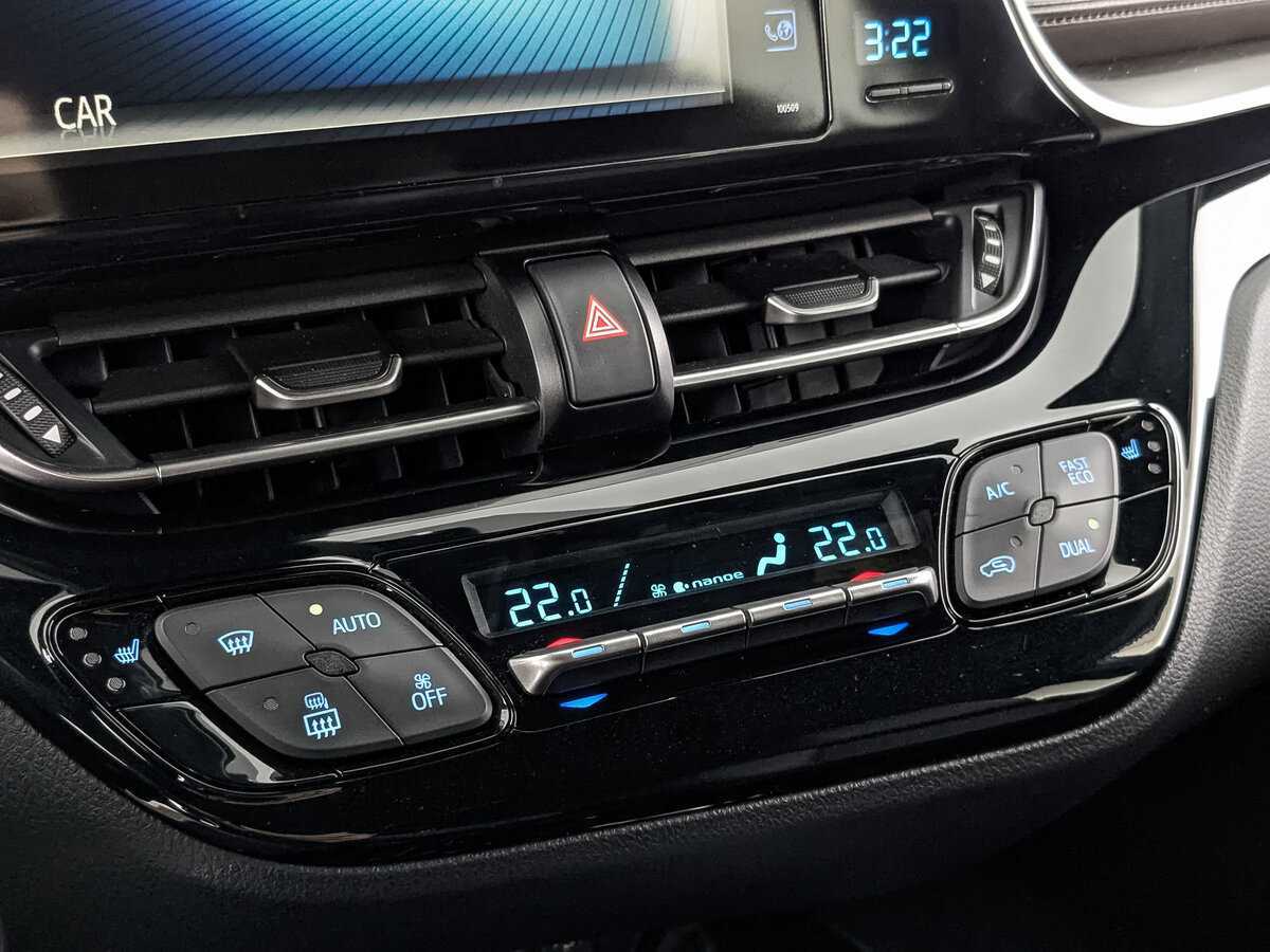 Купить Toyota C-HR, 2017, 78 089 км.. Фото: #20