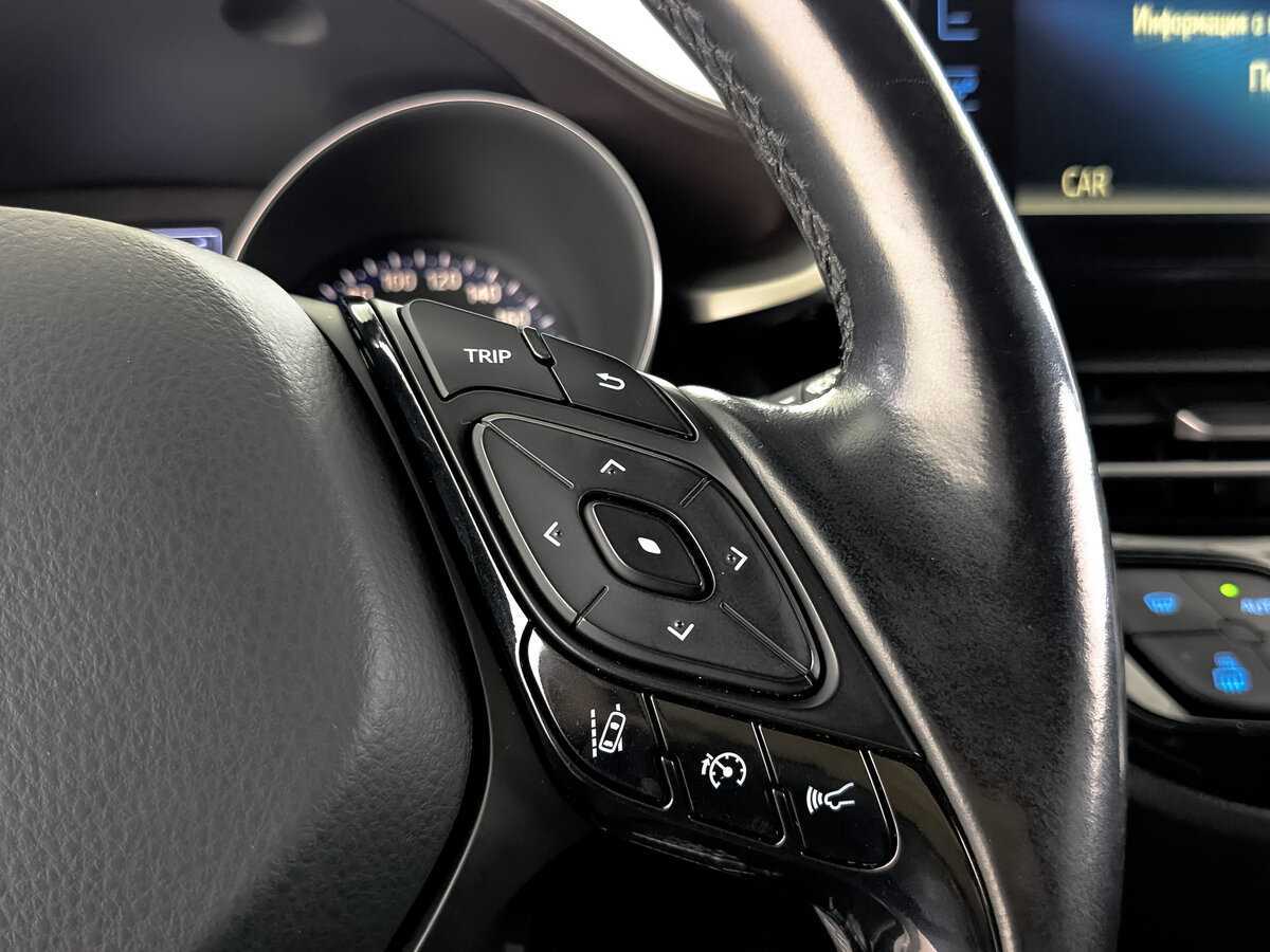 Купить Toyota C-HR, 2017, 78 089 км.. Фото: #26