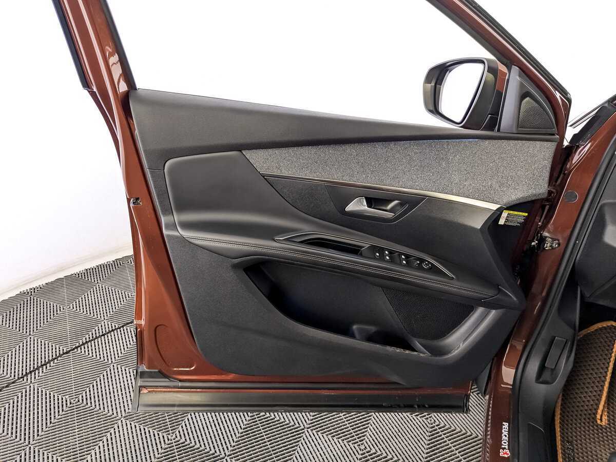 Купить Peugeot 3008, 2017, 71 211 км.. Фото: #18