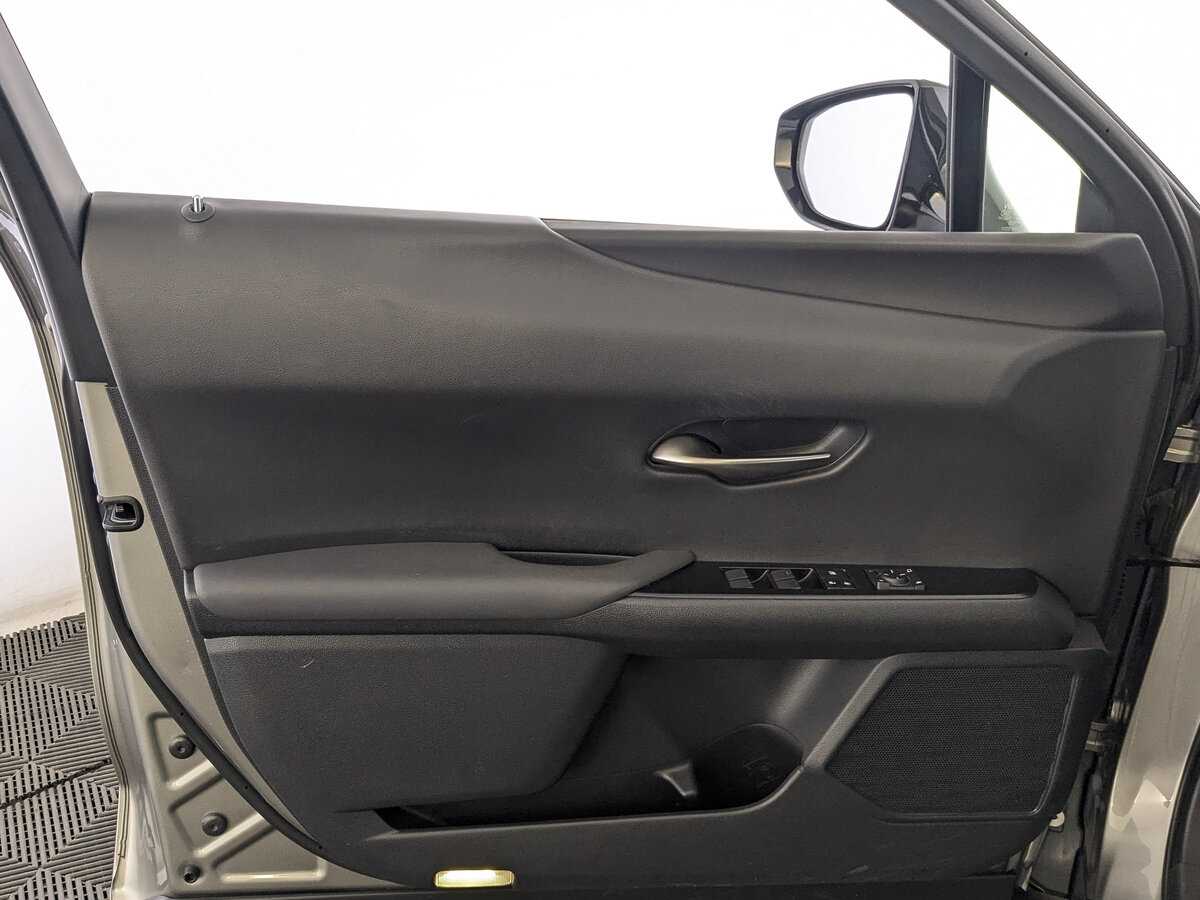 Купить Lexus UX, 2020, 49 869 км.. Фото: #18