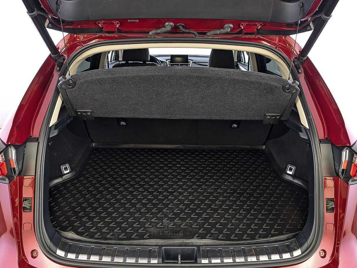 Купить Lexus NX, 2017, 113 349 км.. Фото: #9